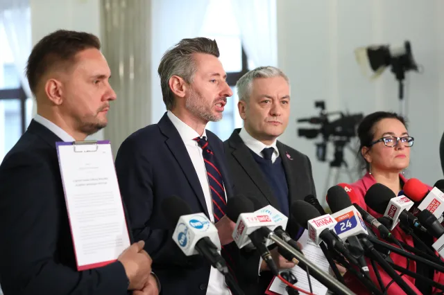 Czas wreszcie skończyć z głodzeniem nauki [WYWIAD]