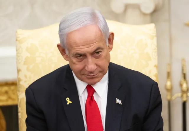 Izrael atakuje infrastrukturę w Iranie. „Rozbijamy reżim”