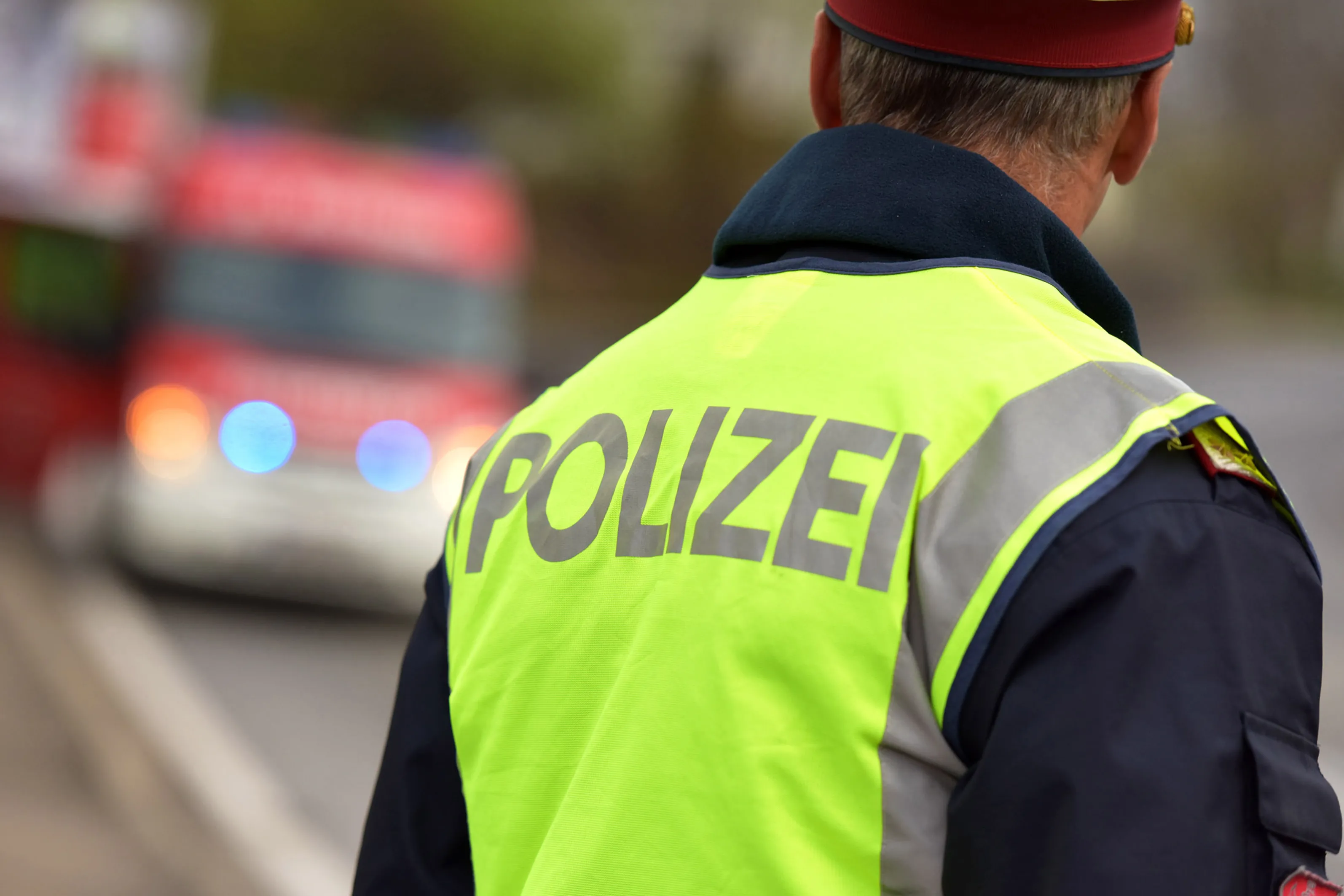 Polscy pseudokibice zatrzymani po brutalnym napadzie w Austrii. Czeka ich ekstradycja