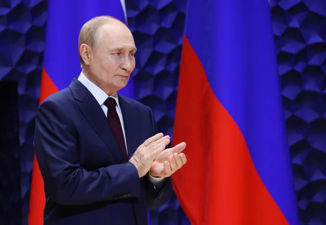 Rosja eskaluje wojnę informacyjną przeciw Polsce. Były oficer wywiadu ostrzega