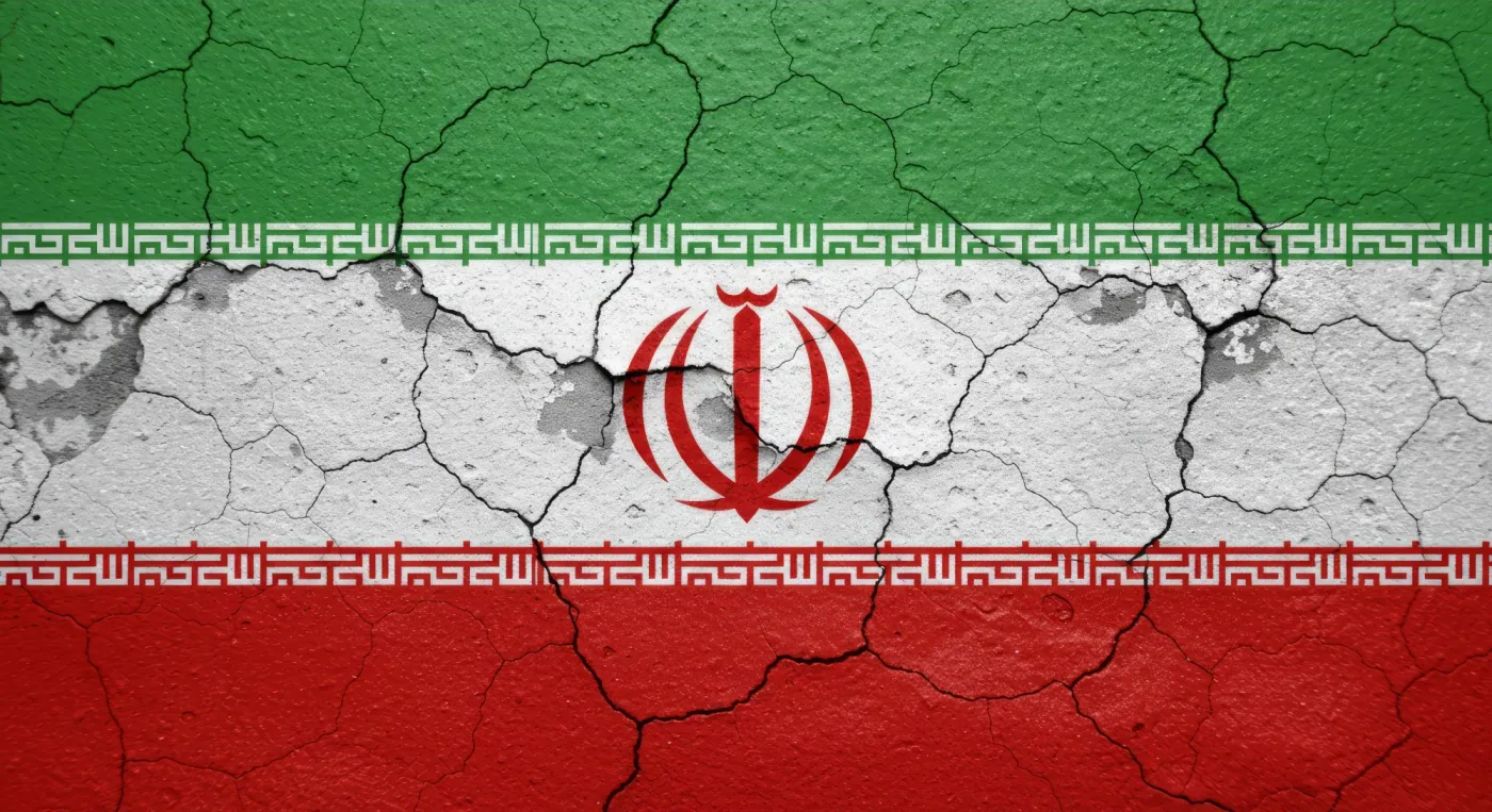 Iran grozi blokadą kluczowych cieśnin. „Region pogrąży się w ciemności”