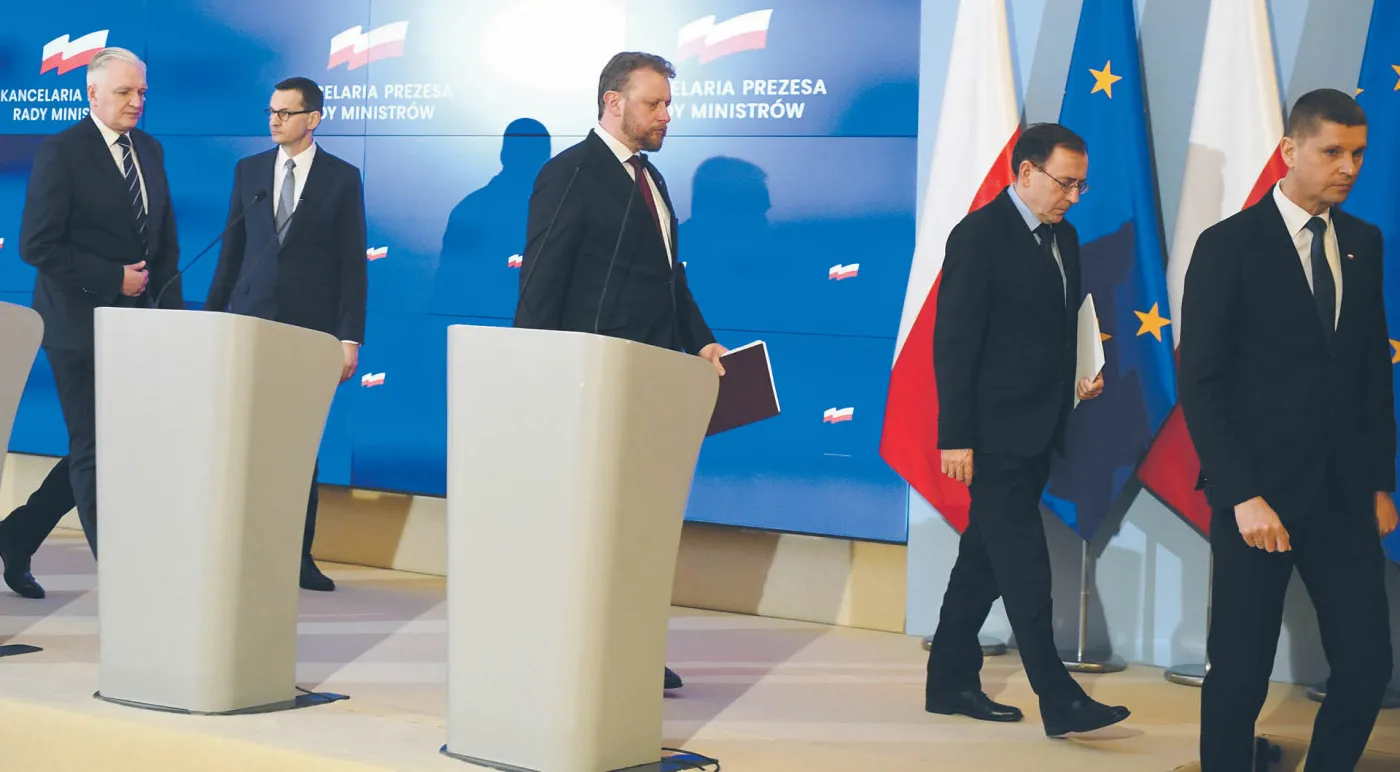 Rząd przyśpiesza. Wirus też