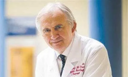 prof. dr hab. Marian Zembala, dyrektor naczelny 