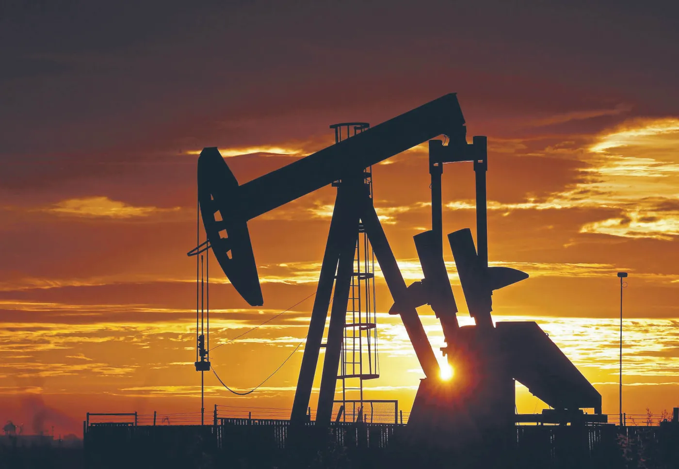 Nie przyzwyczajajmy się do 4 złotych za litr benzyny