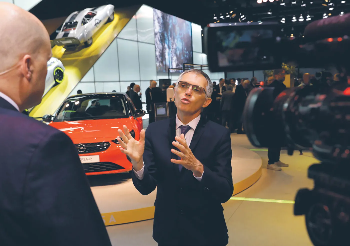 Prezes PSA przybył do Gliwic. Porozmawia ze związkowcami z Opel Manufacturing Poland