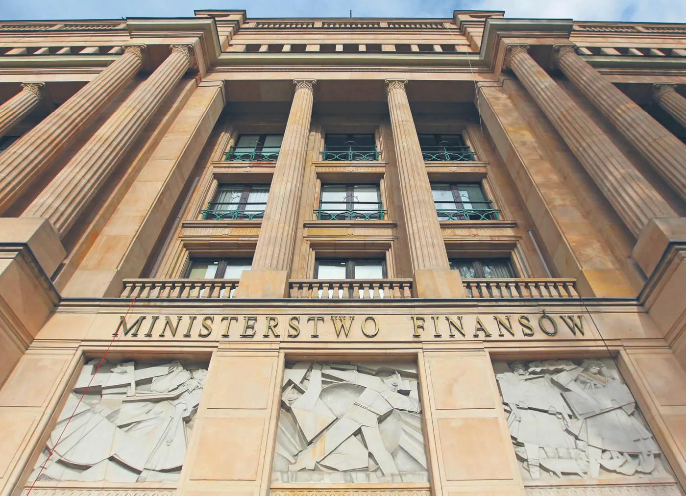 Podatkowcy przeciwko skarbowcom