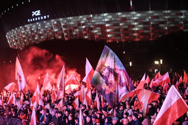 Marsz Niepodległości 2023 zakończył się na błoniach Stadionu Narodowego