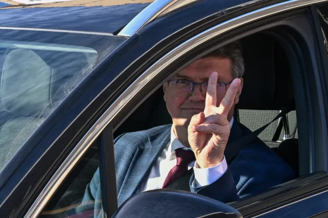 Wąsik i Kamiński pojawią się na posiedzeniu Sejmu? "Jestem posłem, będę uczestniczył w obradach"