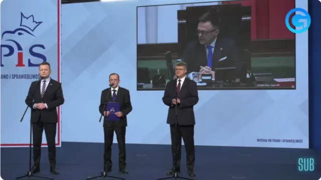 Wąsik i Kamiński twierdzą, że nadal są posłami, ale stawią się w prokuraturze