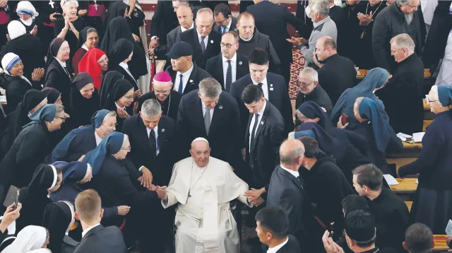 Niepubliczna gra Watykanu. Papież jako pośrednik między Kijowem a Moskwą