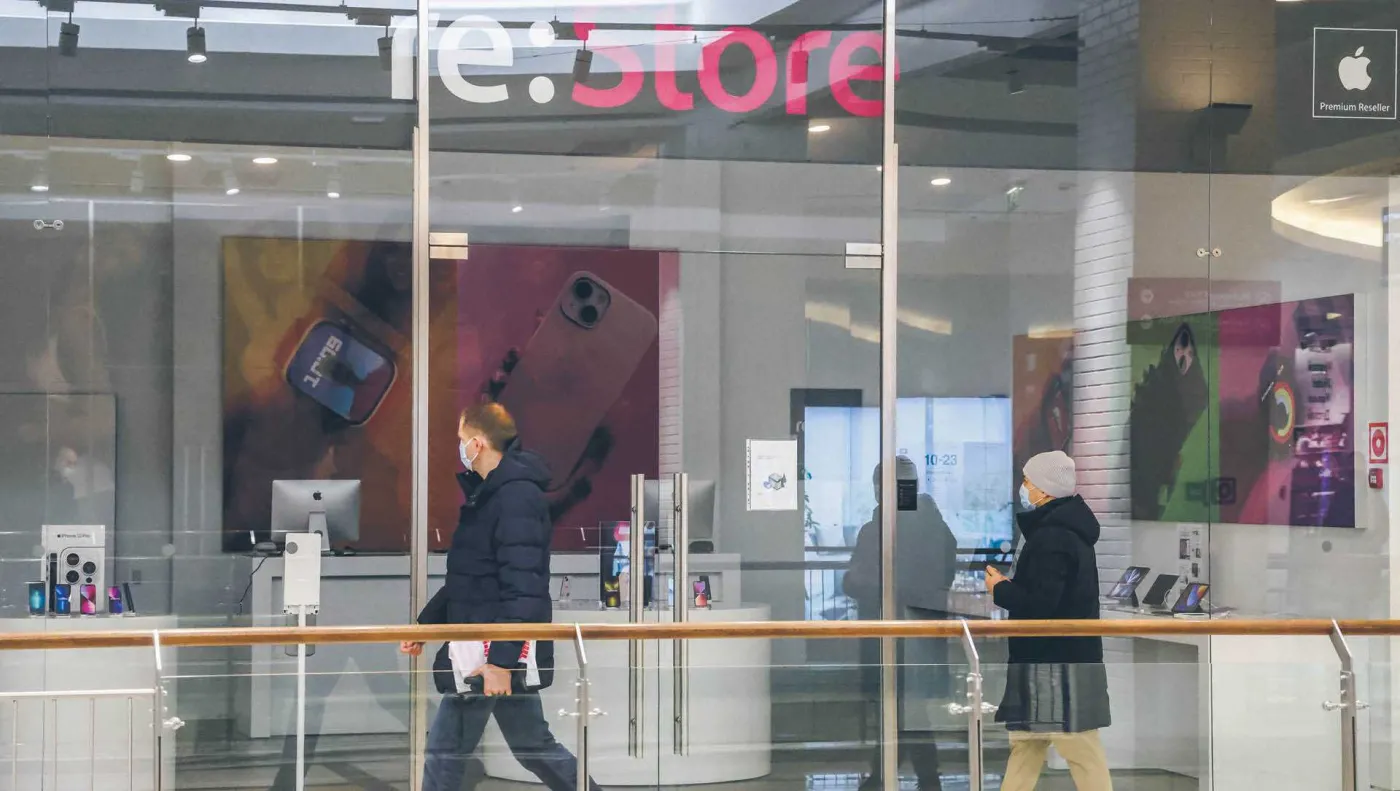 Sklepy re:store zostały zamknięte, ponieważ firma Apple wstrzymała sprzedaż swoich produktów w Rosji