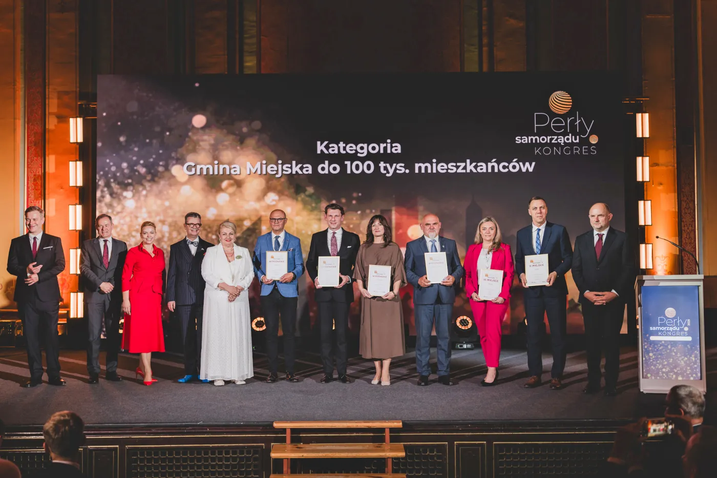 Najtrudniejsze decyzje wymagają społecznego zaufania