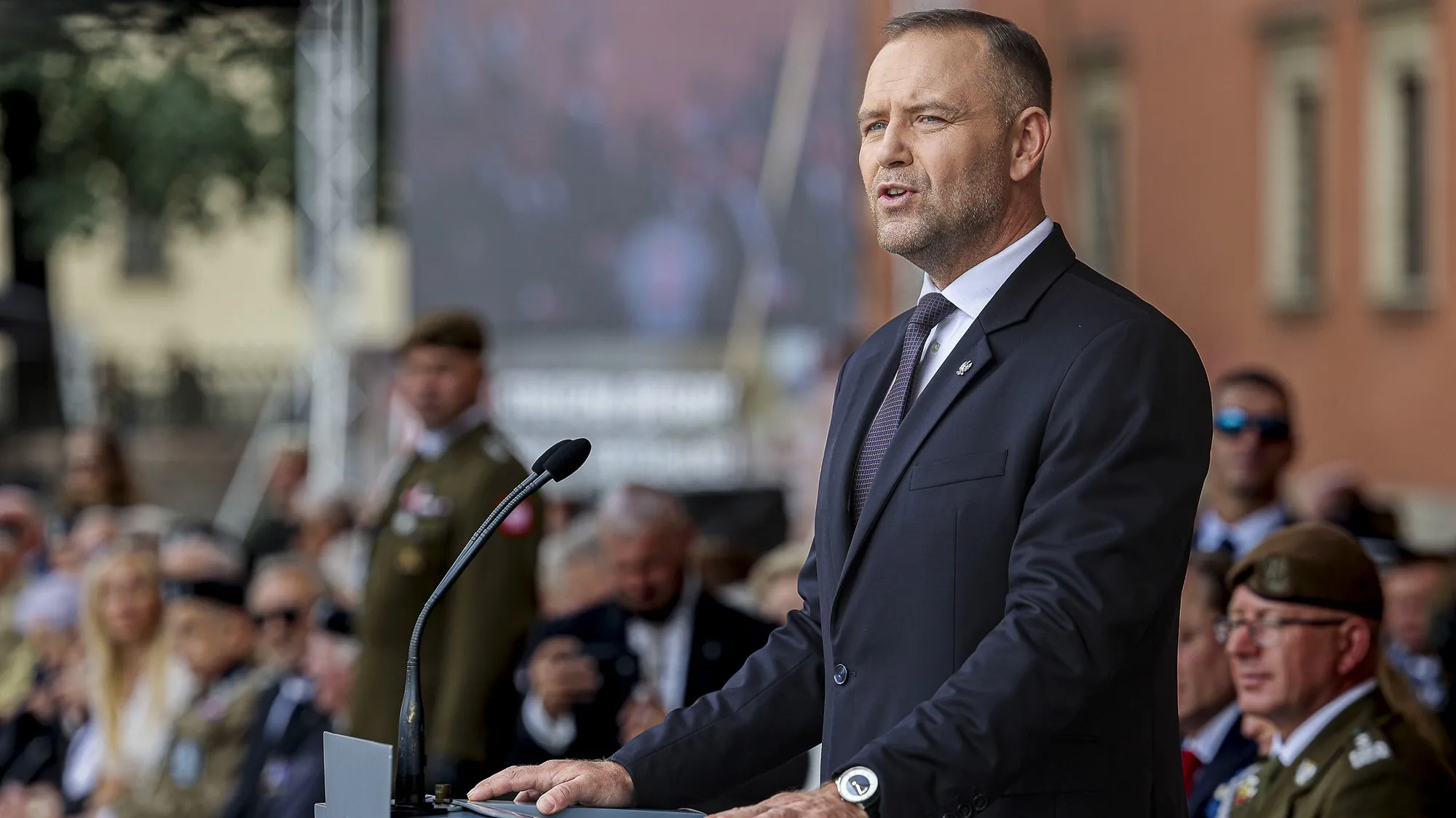 Koniec z lukami dla deweloperów i istotny ruch w stronę TK. Prezydent podpisał cztery nowe ustawy
