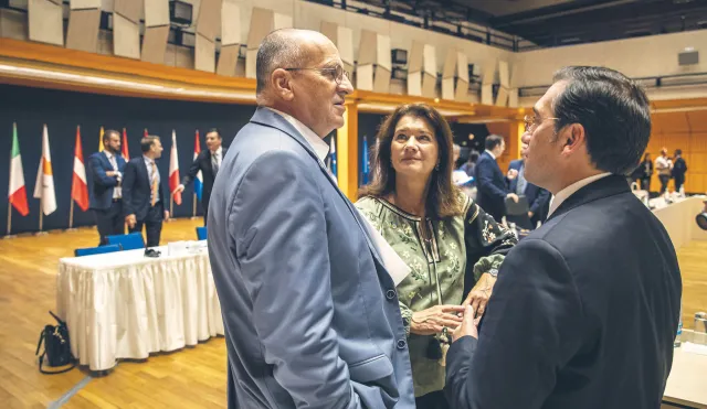 Unijne wizy nadal dostępne dla Rosjan