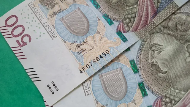 Egzekucja komornicza nawet z płacy minimalnej? Dłużnicy mogą wpaść w spore kłopoty