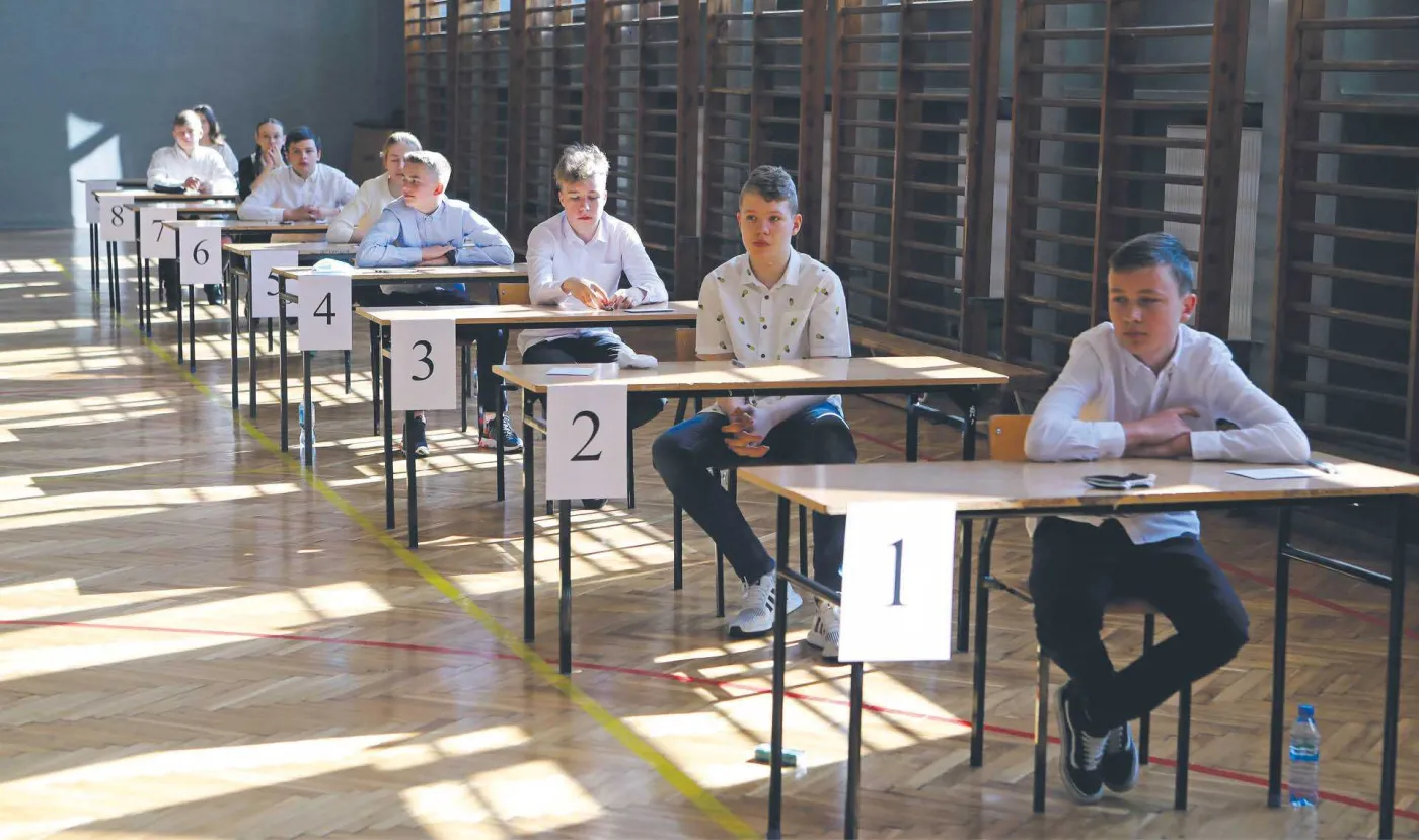 Napięcie tylko rośnie