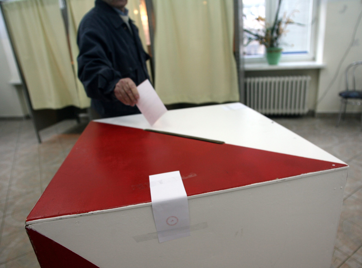 PO zgodzi się na referendum w zamian za euro